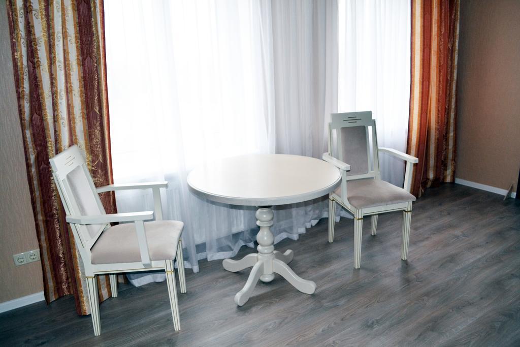 Sovskiye Prudy Hotel Kiev Habitación foto