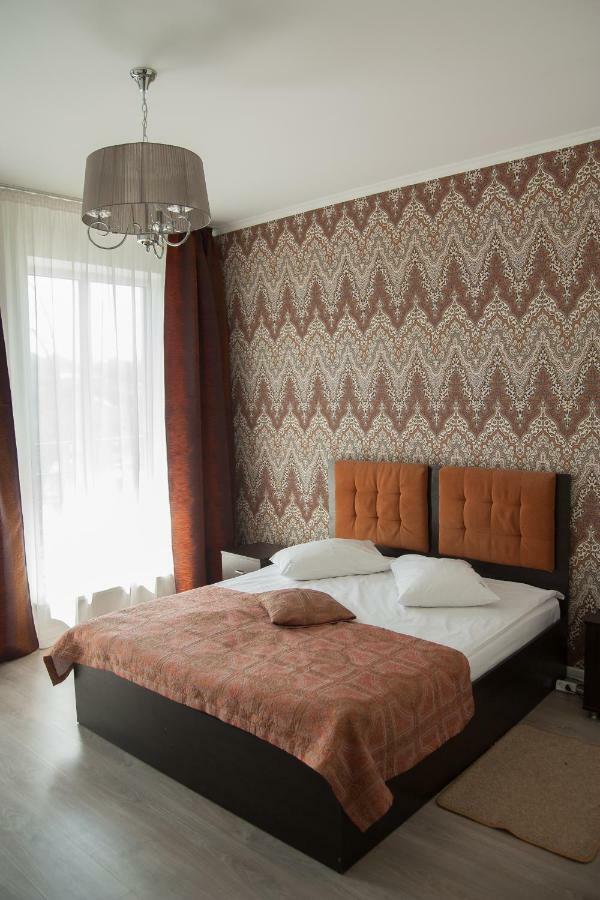 Sovskiye Prudy Hotel Kiev Exterior foto