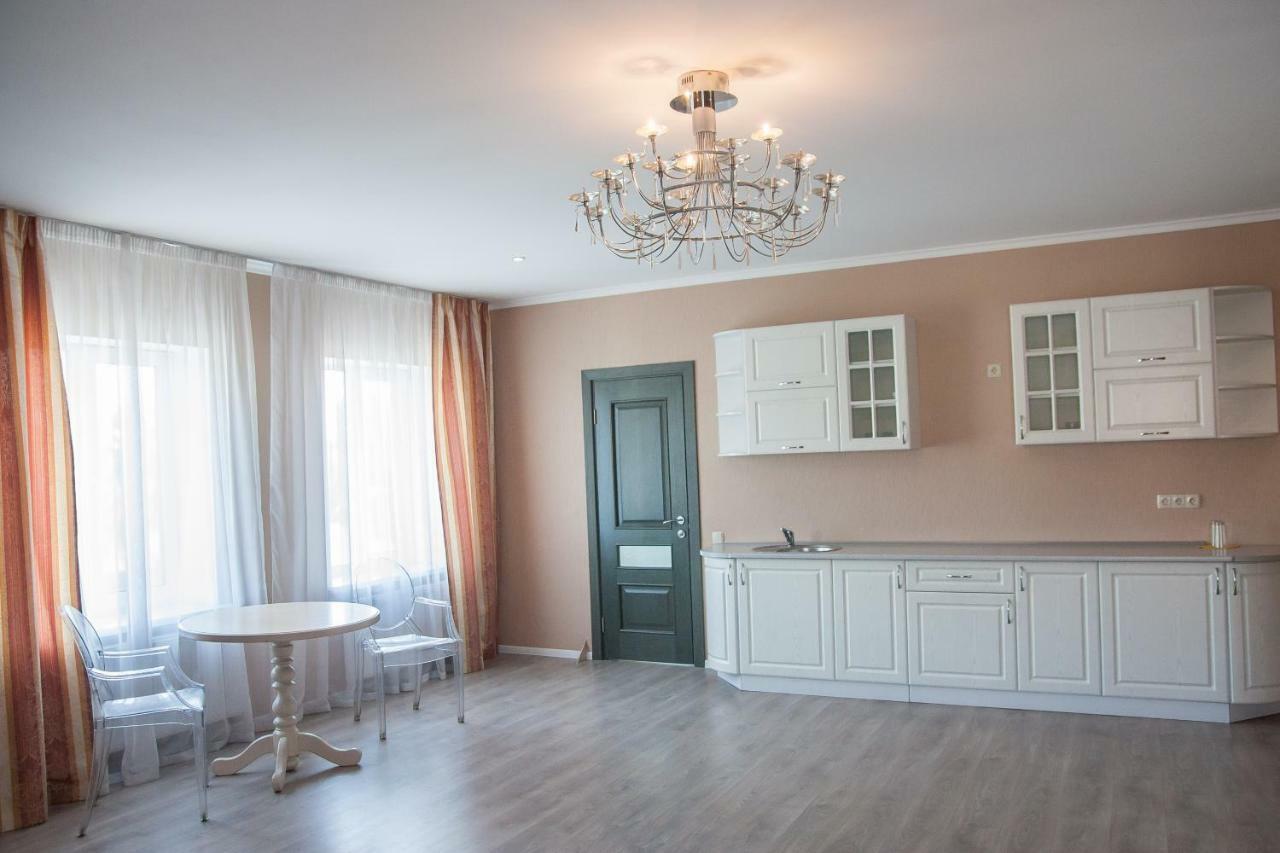 Sovskiye Prudy Hotel Kiev Exterior foto